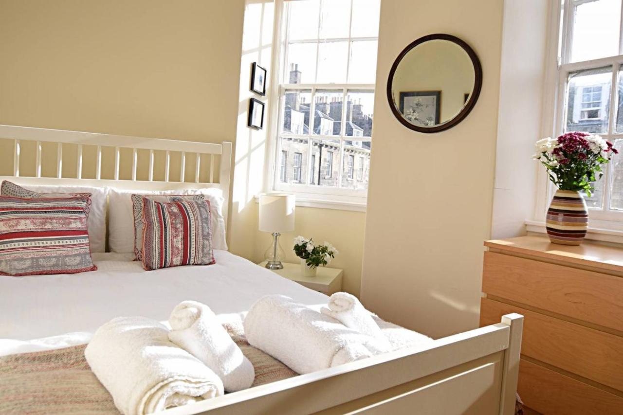 Joivy Bright Flat With Workspace In New Town Edimburgo Exterior foto